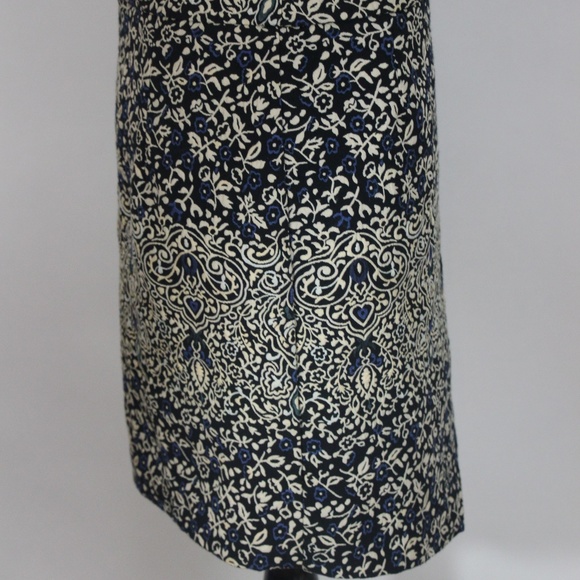 H&M Black, Cream, & Blue Floral Faux Wrap Skirt - Picture 6 of 8